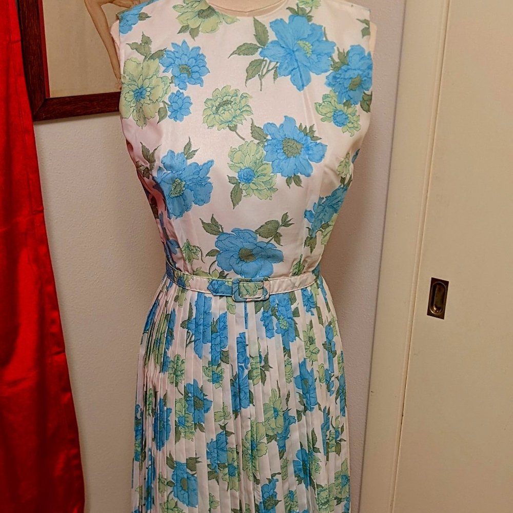 Lovely Floral Church Easter Wedding Guest Dress